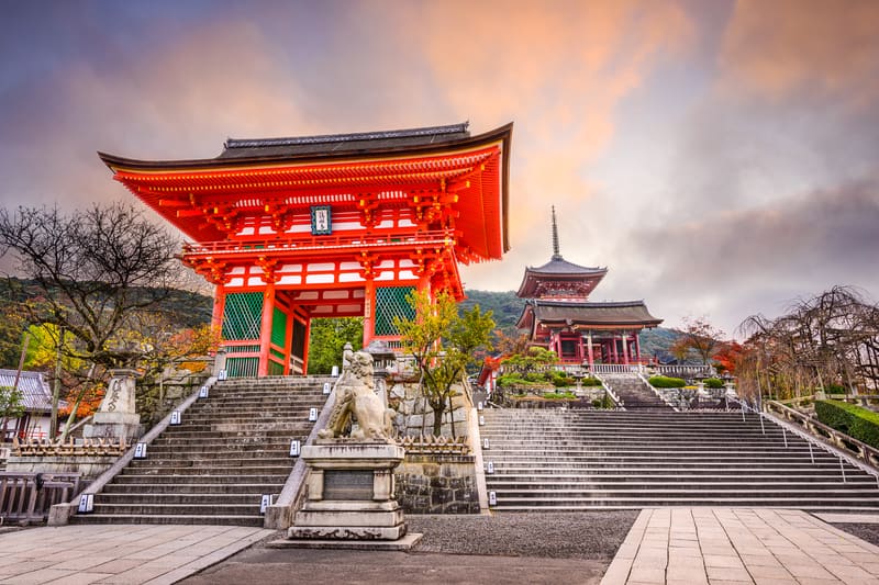 Kiyomizudera Tempel hölzerne Terrasse