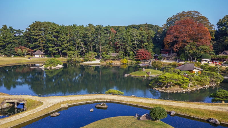 Yuishinzan Hügel im Koraku-en Garten