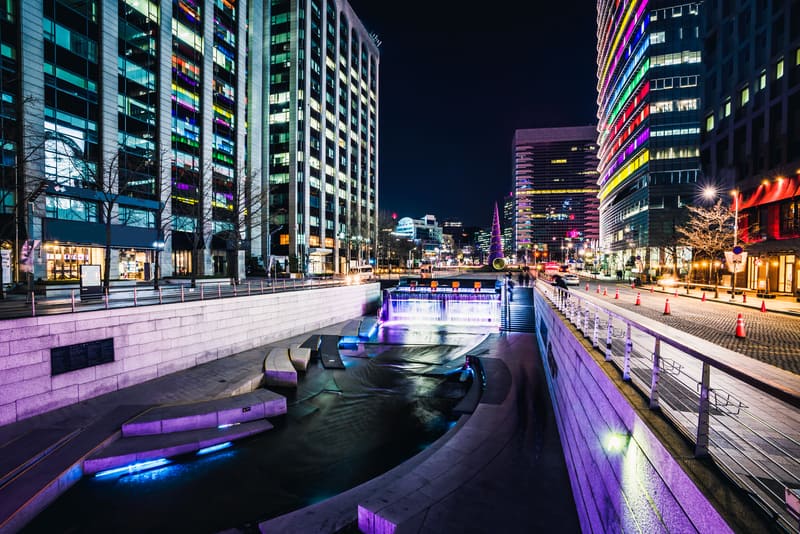 Drei Königreiche – Cheonggyecheon Flusspark in Seoul